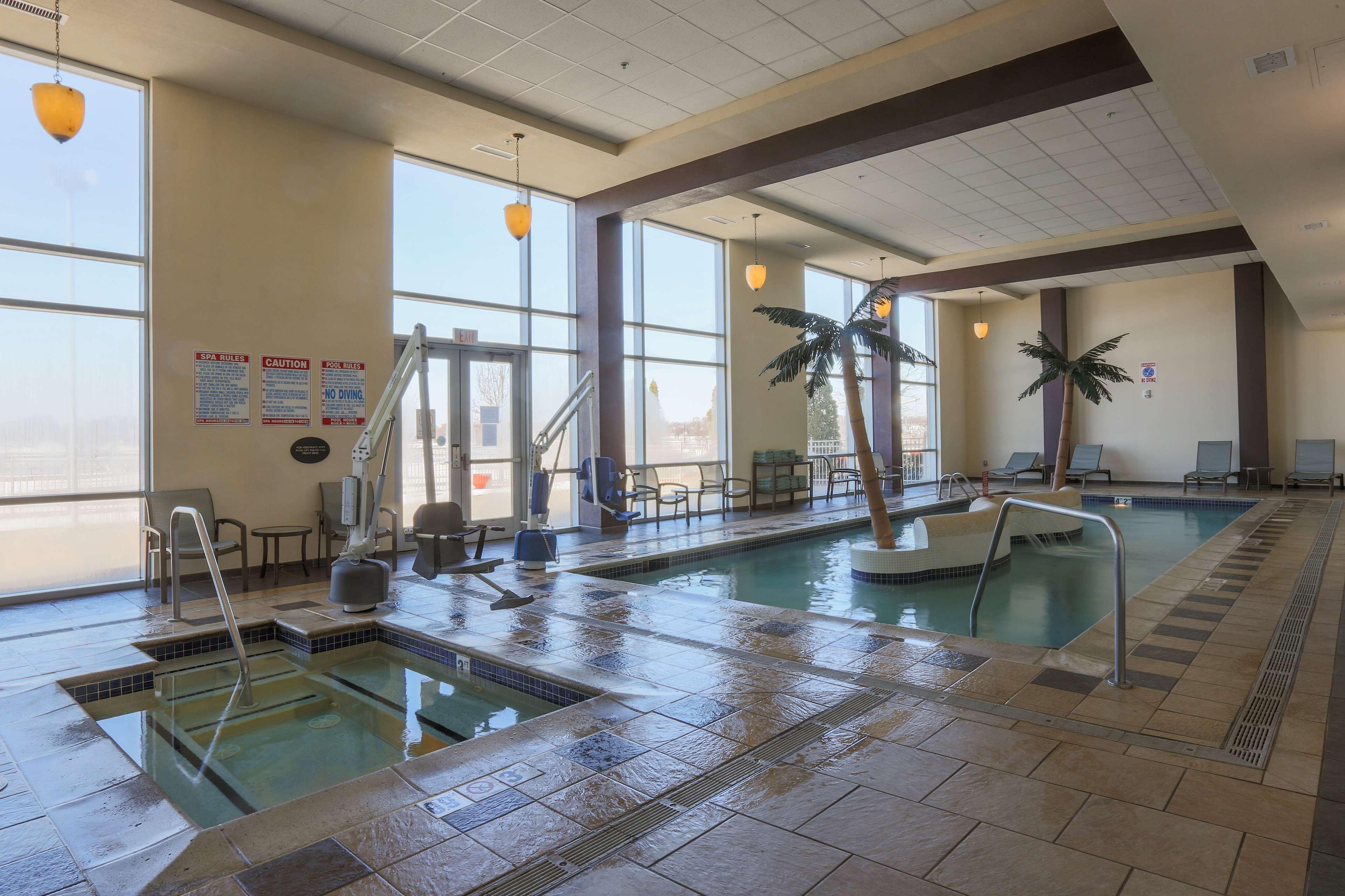 Doubletree By Hilton Bay City - Riverfront Ngoại thất bức ảnh